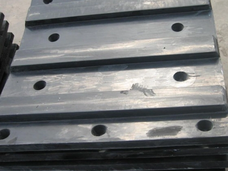 Ball mill liners